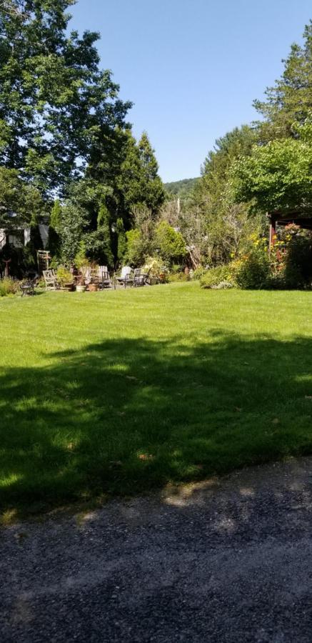 Eastgate Inn B&B 레녹스 외부 사진